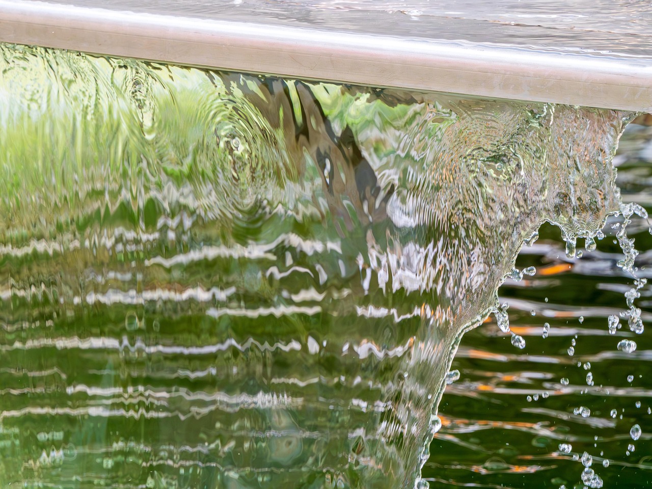 Water Reclamation / A Salty Story: How Water Travels And…